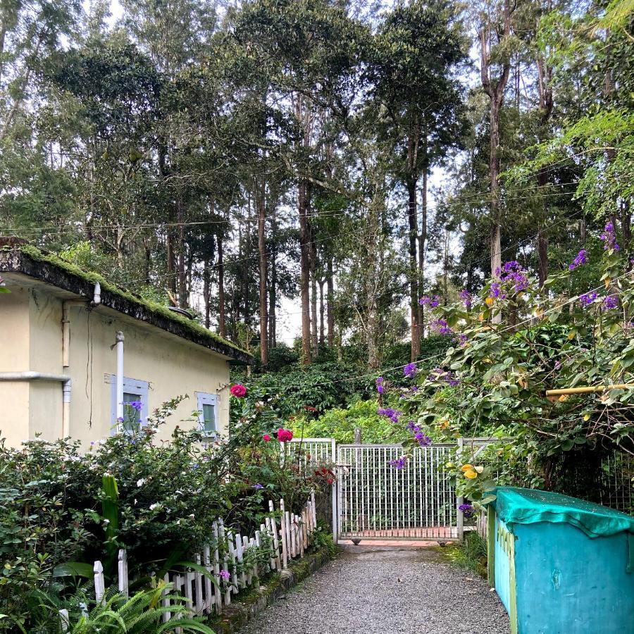 Ammus Homestay Thekkady Exterior photo